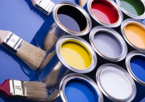 PINTURA - Reformes Integrals. A REFORMES ANDORRA disposem d'un equip de professionals per pintar la teva reforma integral al Principat d'Andorra. Un cop finalitzades les obres de la teva reforma, es procedirà a pintar l'habitatge d'una manera professional i personalitzada, ja que ens adaptem tant al teu gust com al teu pressupost. Evidentment és el teu projecte, per aixó participaràs en l'elecció de colors i dels estils. Disposem d'un ampli catàleg de pintures, podràs triar la que més t'agradi. O podem anar amb vostè a la botiga de pintura i escollir la que s'adapti més a vostè. El nostre departament d'interiorisme elaborarà els renders 3D perquè puguis veure com serà el resultat final de l'obra, incloent-hi la pintura, i poder realitzar els canvis que consideris oportuns. Els renders 3D i el pressupost personalitzat se't lliuraran sense cap tipus de compromís. Per tenir-los, tan sols has de contactar amb nosaltres.